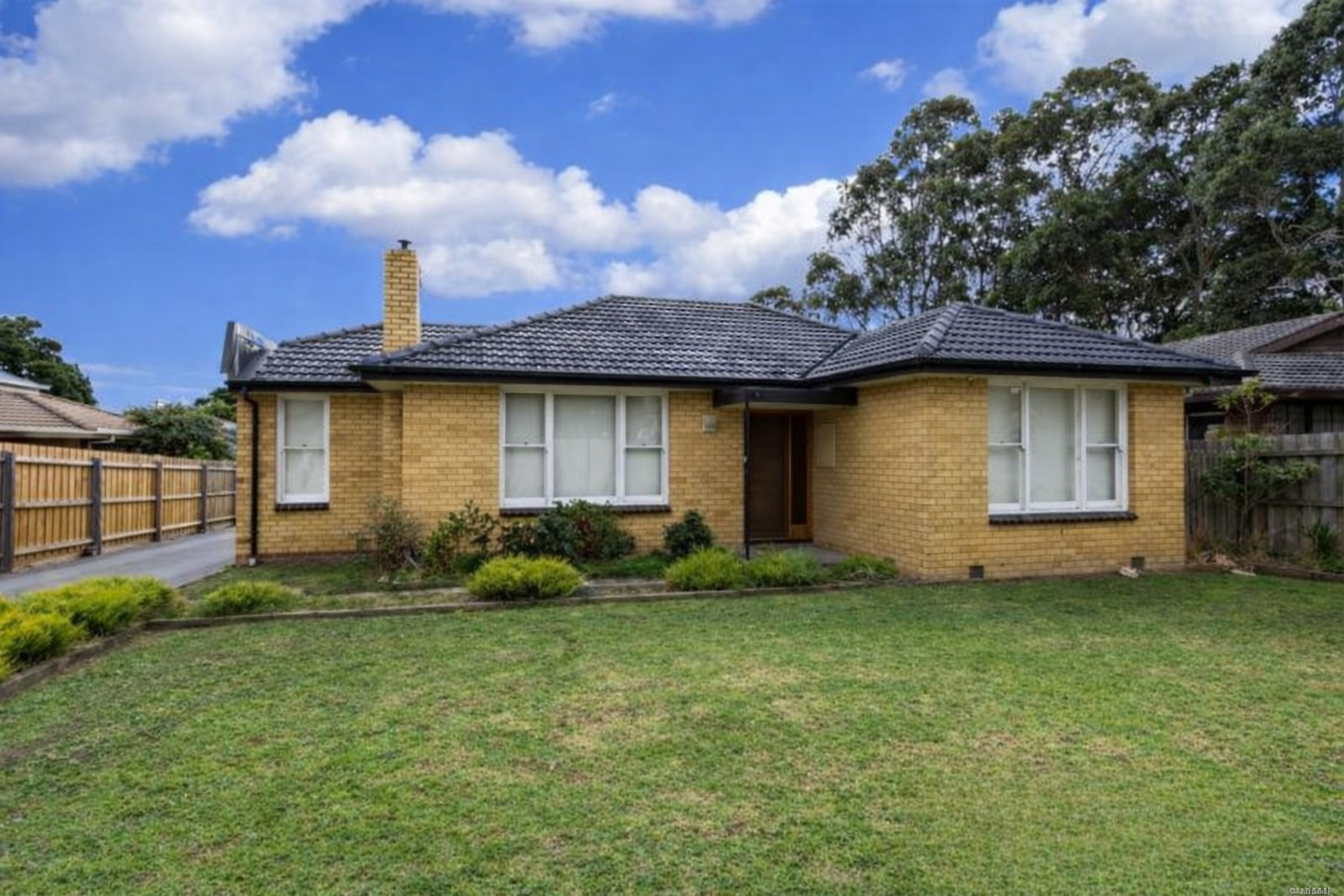1/73 Somerville Road Hampton Park, VIC 3976