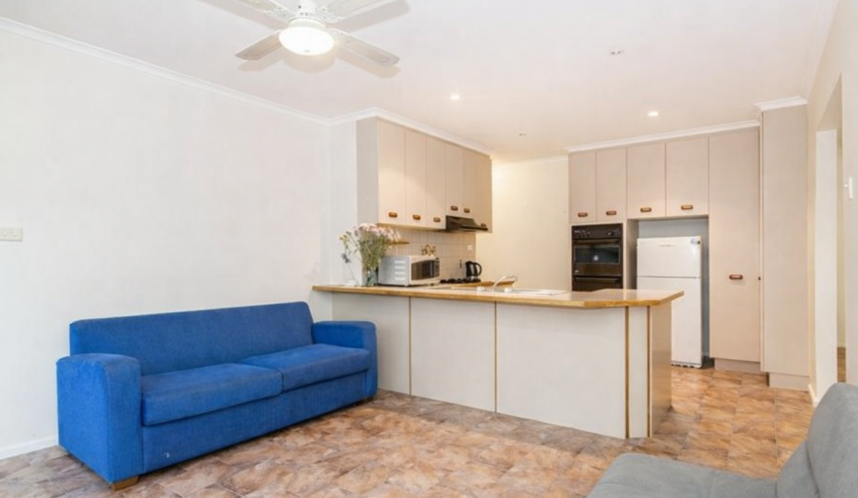 ChatGPT Image Jan 16, 2026, 04_38_33 PM