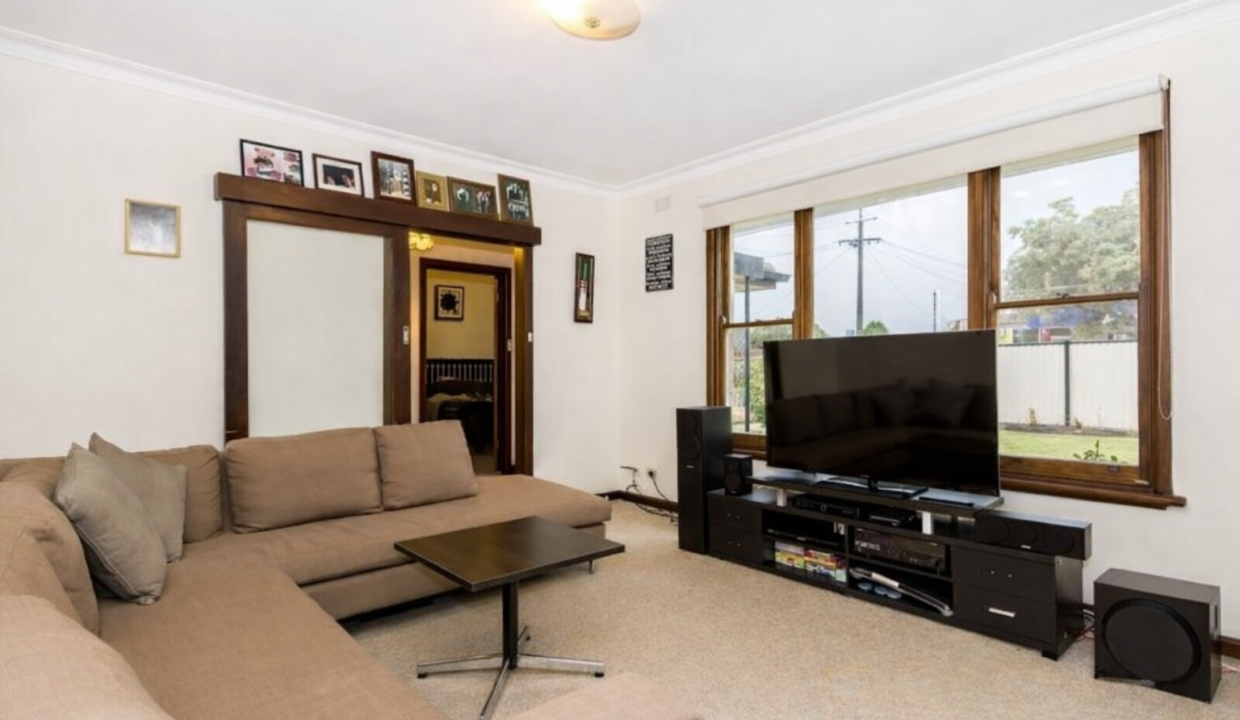 ChatGPT Image Jan 16, 2026, 04_39_54 PM