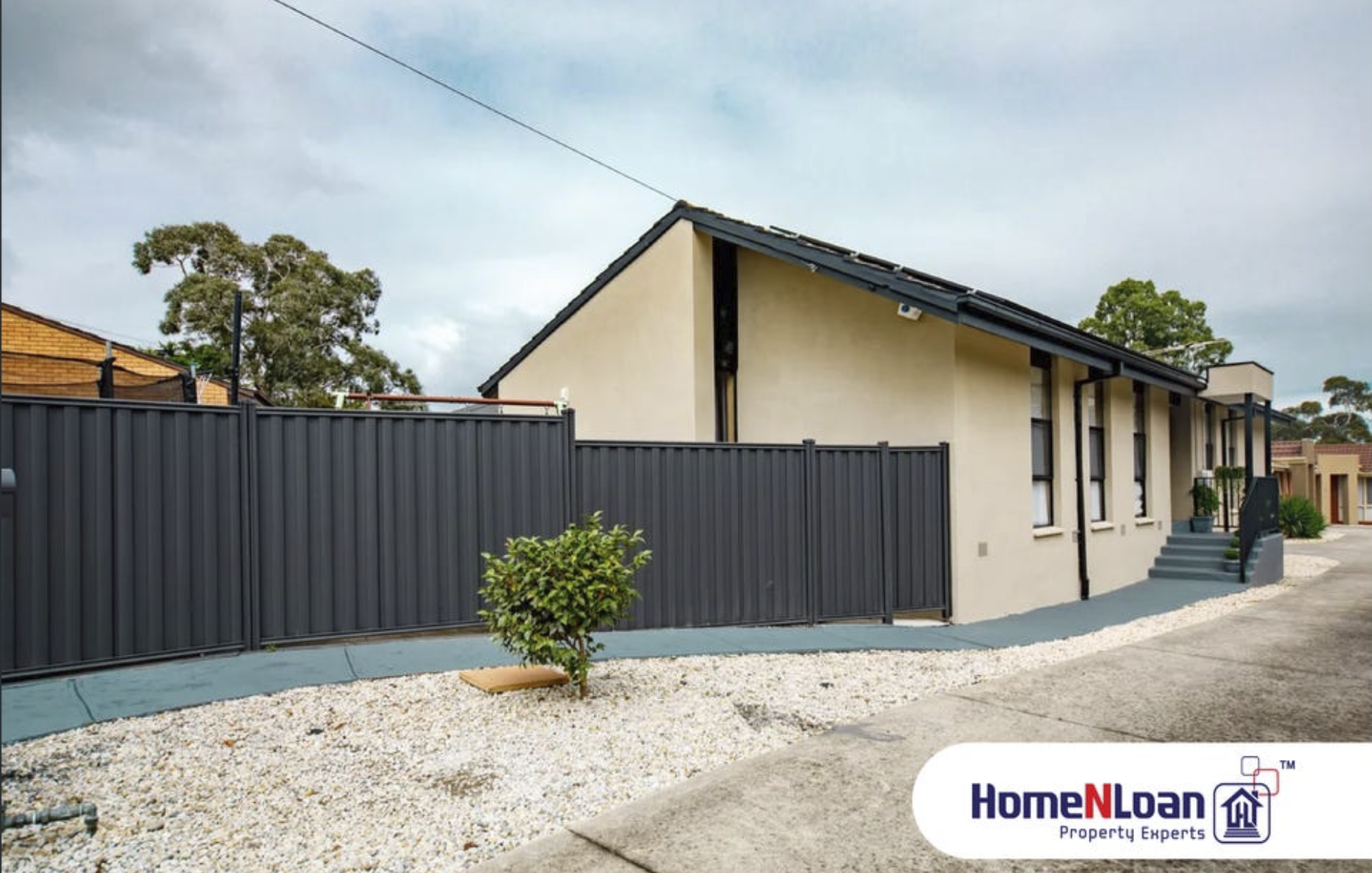 1/2 Village Drive Hampton Park, VIC 3976